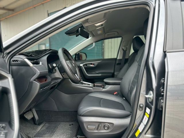 RAV4  第4張相片