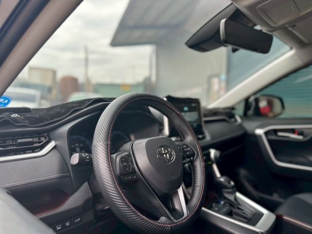 RAV4  第5張相片