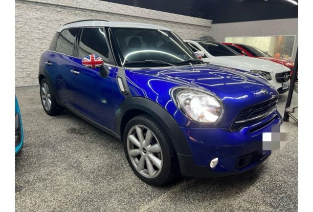 2015年  Minicooper s COUNTR  第1張相片