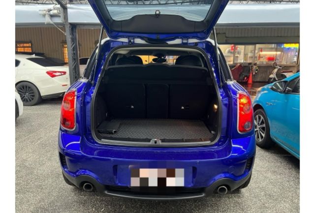 2015年  Minicooper s COUNTR  第6張相片
