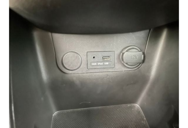 平均油耗12-16公里超省油小型房車  第21張相片