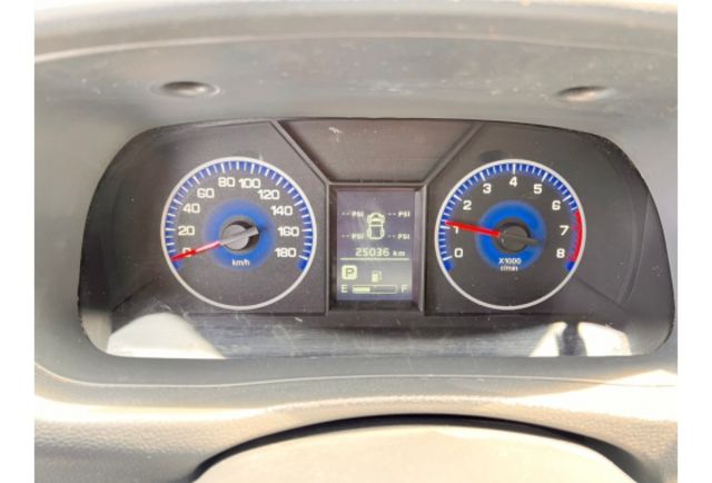 一手自排貨車有電動尾門三面上掀帆布本月特價車  第2張相片