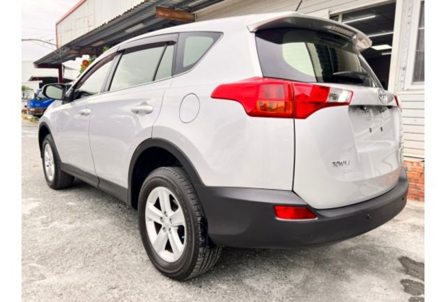 Toyota RAV4  第5張相片