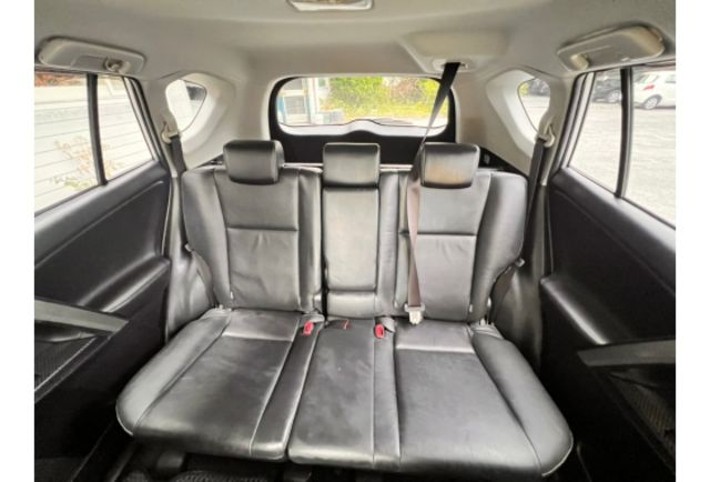 Toyota RAV4  第15張相片