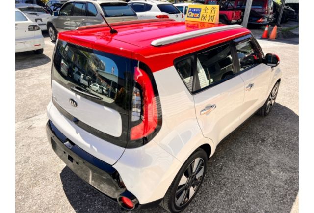 低里程女用車內外如新  第6張相片