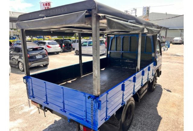 Mitsubishi CANTER  第8張相片