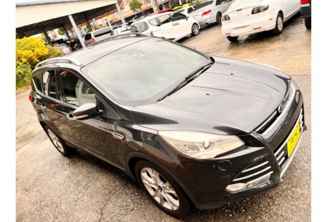 Ford KUGA  第1張相片