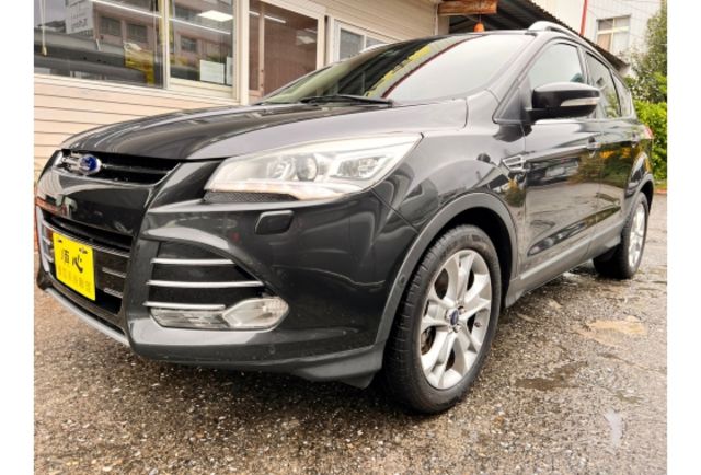 Ford KUGA  第3張相片