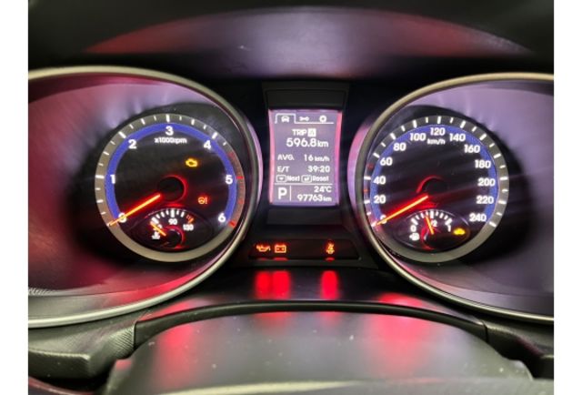 低里程內外如新  第4張相片