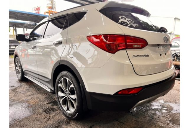 低里程內外如新  第11張相片