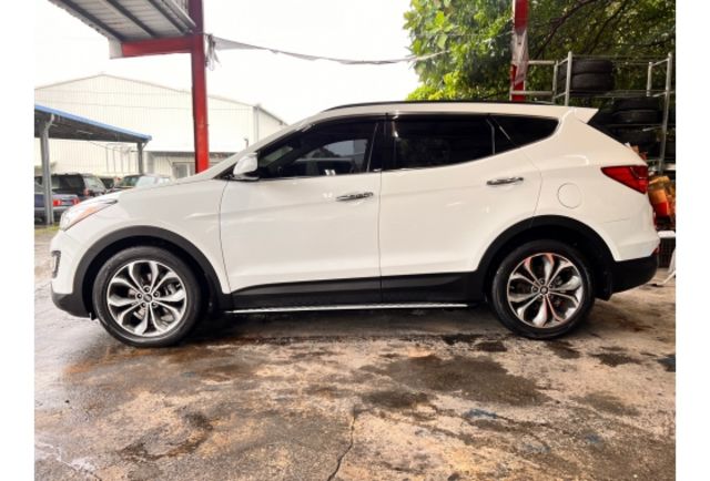 低里程內外如新  第16張相片