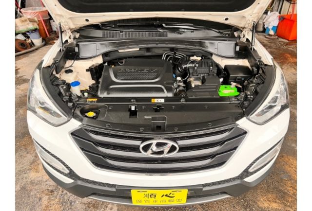 低里程內外如新  第19張相片