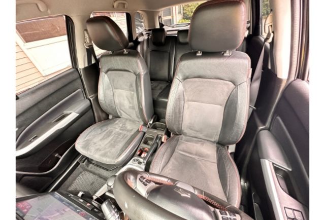 低里程內 改新款車頭 車頭前方曾有一點碰撞  第13張相片