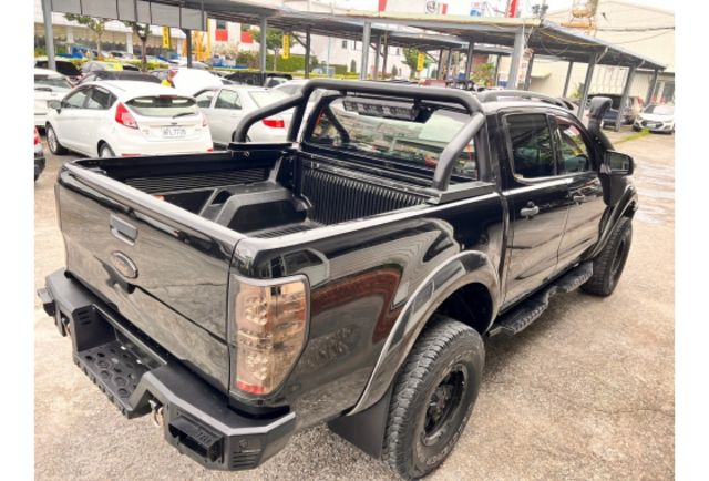 2014年雙廂式貨車 有防撞桿 無線電 可全貸 兼公曳引  第7張相片