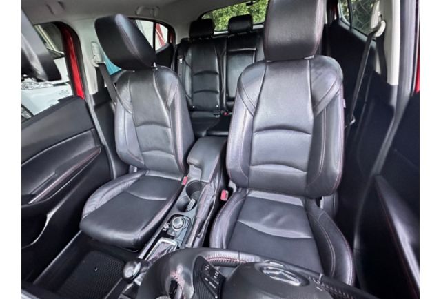 Mazda MAZDA3  第10張相片