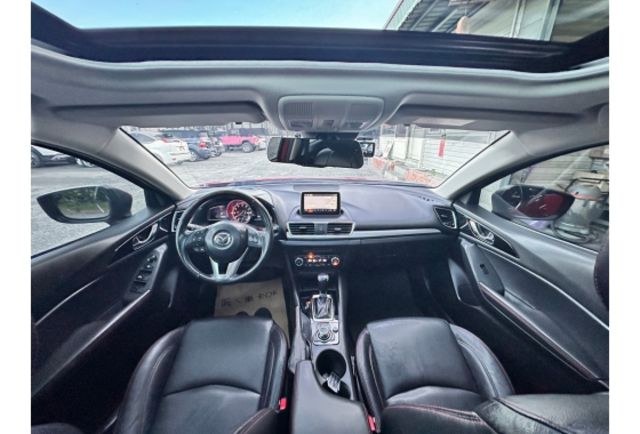 Mazda MAZDA3  第16張相片