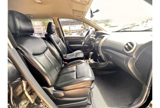 Nissan LIVINA  第12張相片