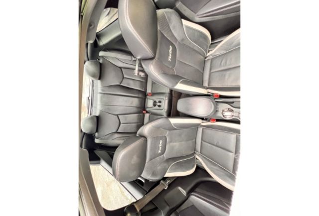 VELOSTER 1.6渦輪增壓引擎 省油平均油耗11公里  第17張相片