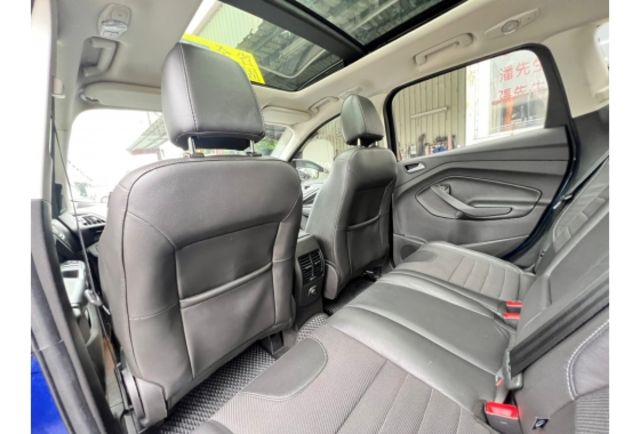 市場少有一手美車 原廠保養維修紀錄齊全 有認證  有保固  可全貸款  第19張相片