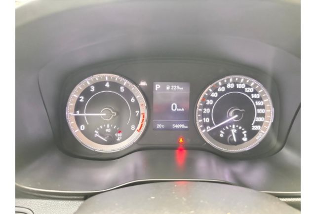 Hyundai VENUE  第2張相片