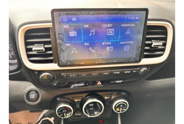 Hyundai VENUE  第18張相片