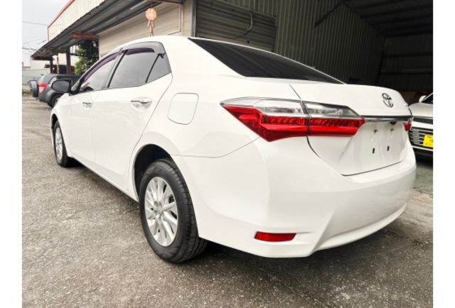 本月特價 一手車 跑超少 顏色漂亮  第6張相片