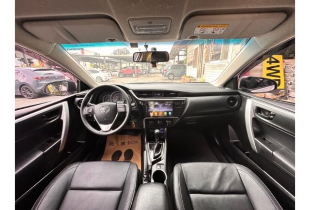 本月特價 一手車 跑超少 顏色漂亮  第12張相片