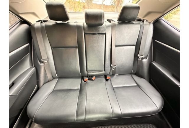 本月特價 一手車 跑超少 顏色漂亮  第15張相片