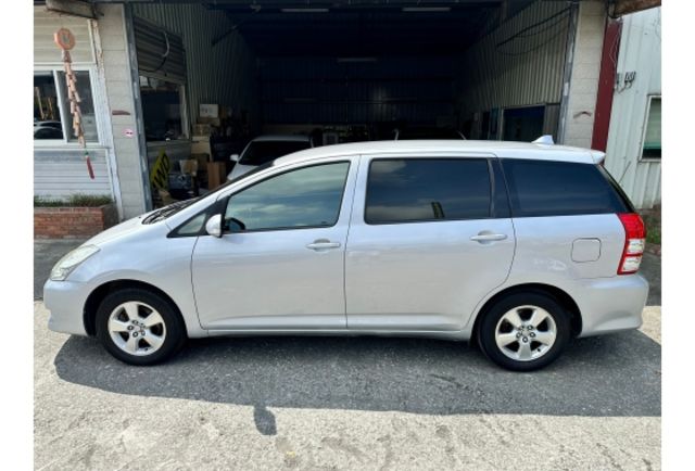 Toyota WISH  第5張相片