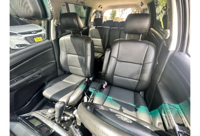 Toyota WISH  第12張相片