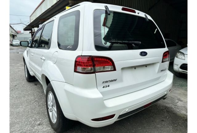 Ford ESCAPE  第7張相片