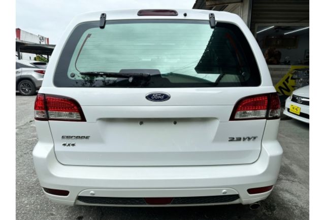 Ford ESCAPE  第8張相片