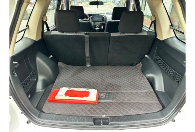 Ford ESCAPE  第11張相片
