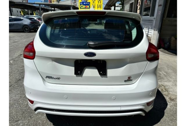 Ford FOCUS  第7張相片