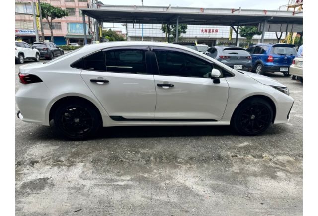 Toyota ALTIS  第4張相片