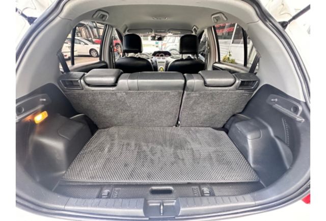Toyota YARIS  第9張相片
