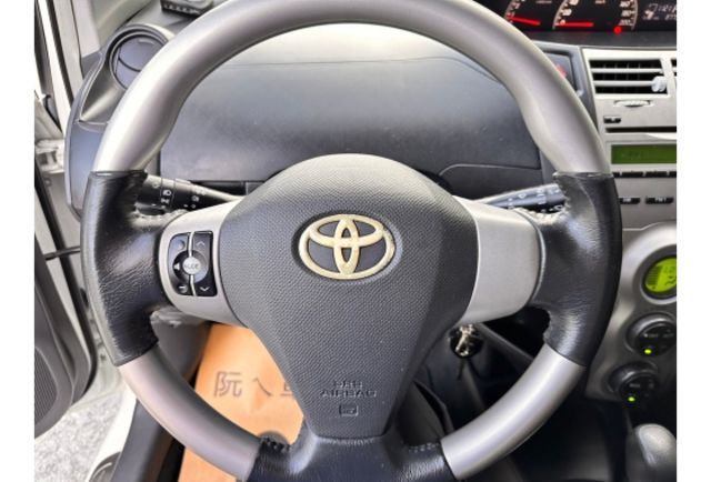 Toyota YARIS  第15張相片