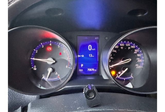 Toyota C-HR  第4張相片