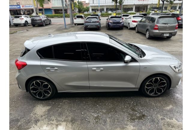 Ford FOCUS  第5張相片