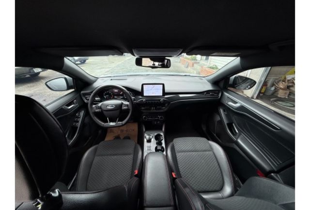 Ford FOCUS  第12張相片