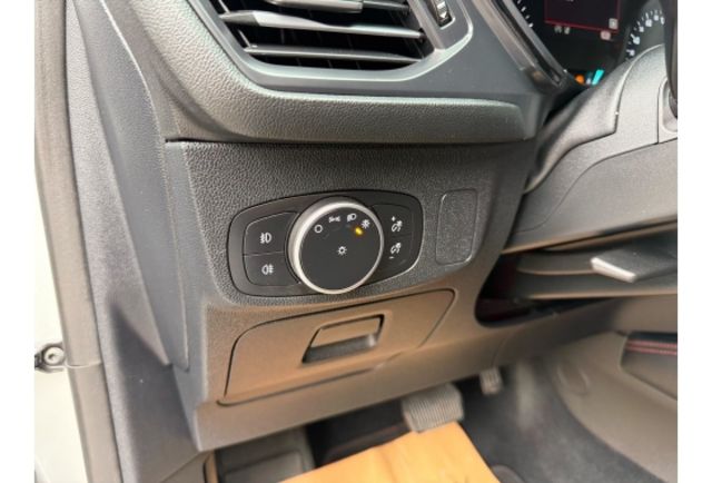 Ford FOCUS  第16張相片