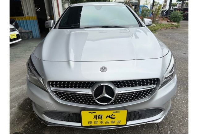 總代理 CLA200 超低里程 小改裝  第2張相片