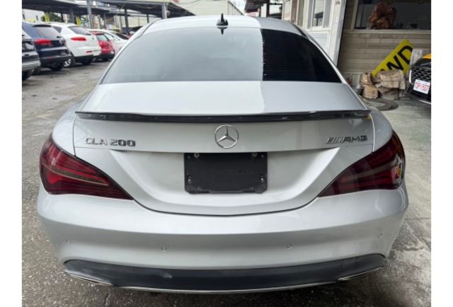 總代理 CLA200 超低里程 小改裝  第7張相片