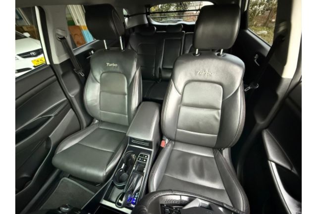 Hyundai TUCSON  第12張相片