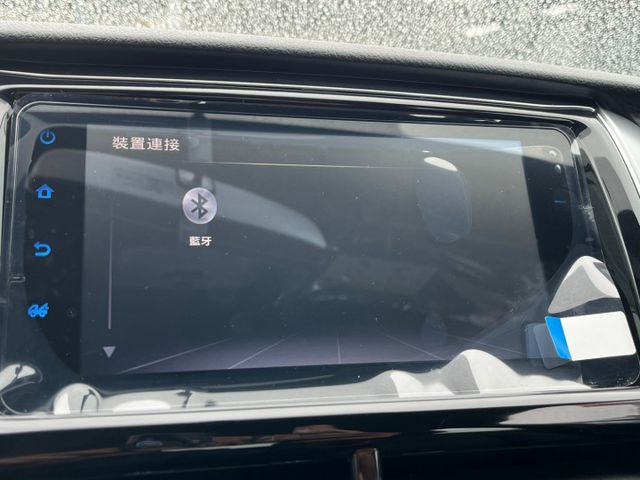 23年 YARIS 已絕版 就是新車 僅29km 新車原廠保固中 中控螢幕 駐車雷達 電動收折後照鏡 光感感應頭燈  第12張相片