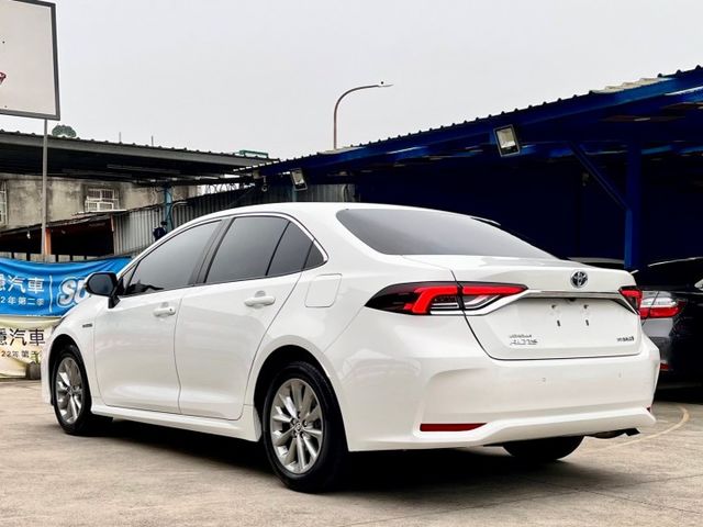 20年 ALTIS Hybrid 僅跑兩萬 原廠保養紀錄 ACC跟車系統 盲點偵測 恆溫空調 中控螢幕 倒車顯影  第3張相片