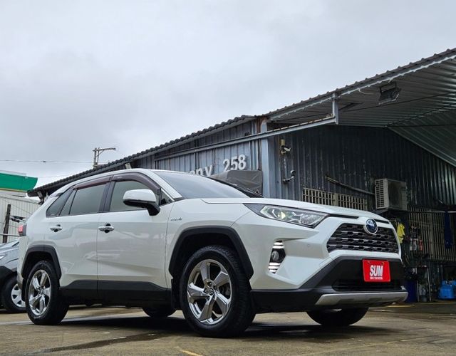 19年 RAV4 Hybrid 旗艦版 360環景系統 ACC跟車系統 導航配備 電動尾門 盲點偵測 車道置中輔助  第3張相片