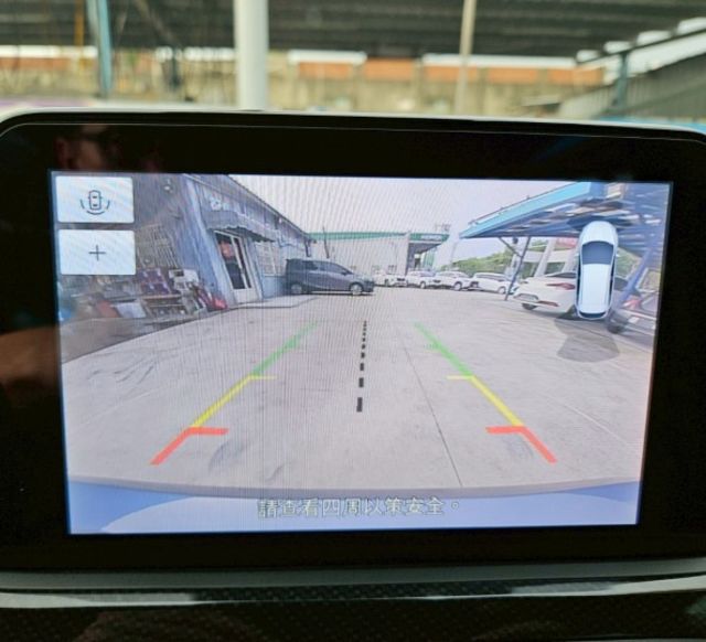 ST套件 免鑰匙 HUD B&O 換檔撥片 恆溫空調 carplay  ACC主動跟車 車道偏離警示   車道變換輔助  第13張相片
