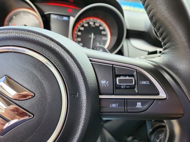 23年式 SWIFT 僅跑2萬 ACC跟車系統 CarPlay 盲點偵測 車道偏離警示 遠光燈輔助 換檔撥片 恆溫空調  第11張相片