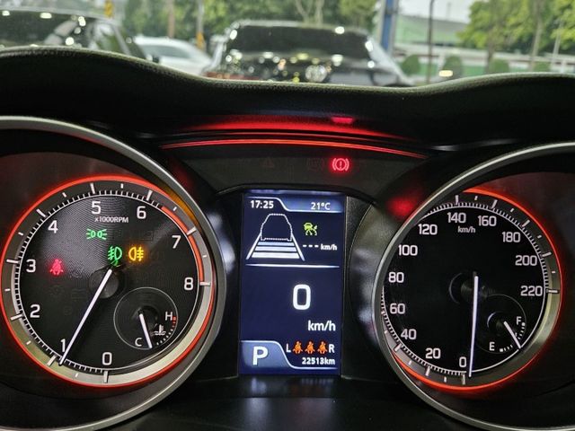 23年式 SWIFT 僅跑2萬 ACC跟車系統 CarPlay 盲點偵測 車道偏離警示 遠光燈輔助 換檔撥片 恆溫空調  第16張相片